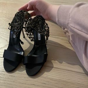 COPY - manolo blahnik